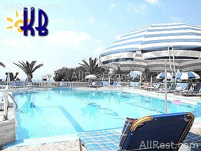 Kalamaki Beach Hotel 11